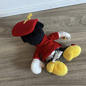 Minnie Mouse Graduation Plush 9 Inches image 3