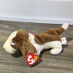 Ty 1998 Basset Hound Tracker Stuffed Animal Plush Toy Beanie Babies Collection