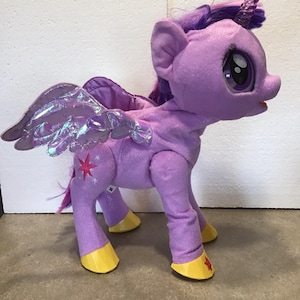 Hasbro My Little Pony Interactive Magical Princess Twilight Sparkle Toy
