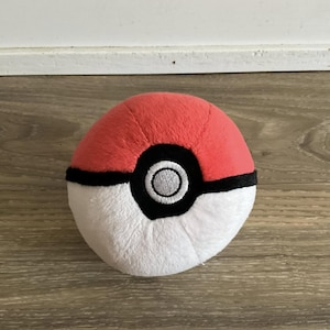 Poke ball Plush 4.5 Inch