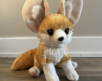 フェネックギツネのぬいぐるみ：リアルなサハラ砂漠のぬいぐるみ
