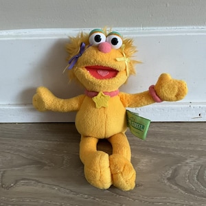 Gund Sesame Street ZOE 8” Magnetic Hands And Feet Plush Stuffed Animal Vintage