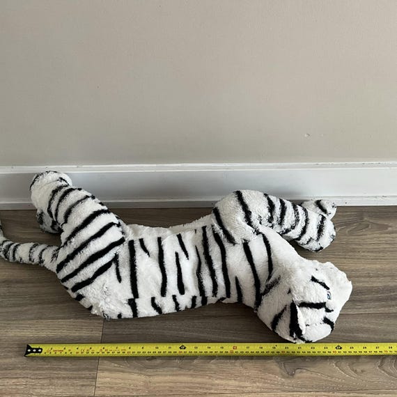 イケア オンスカッド ホワイト シベリア スノー タイガー 24 インチ