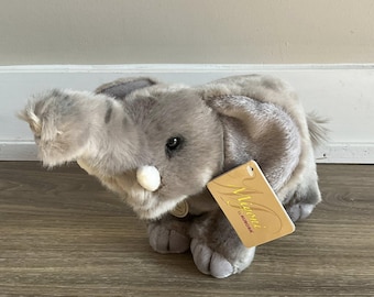 ミヨニ オーロラワールド ゾウのぬいぐるみ 9インチ - Etsy 日本