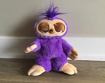 Pets Alive Fifi the Flossing Sloth Interactive Toy 10 Inches Tall Battery-Powered Dancing Robotic Toy