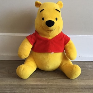 Peluche Disney Winnie l&#39;ourson 25 cm (25 cm)