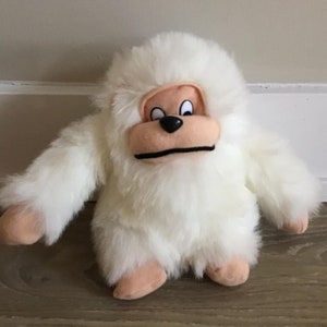 Stuffed Albino Monkey Plush Toy 7.5&quot;