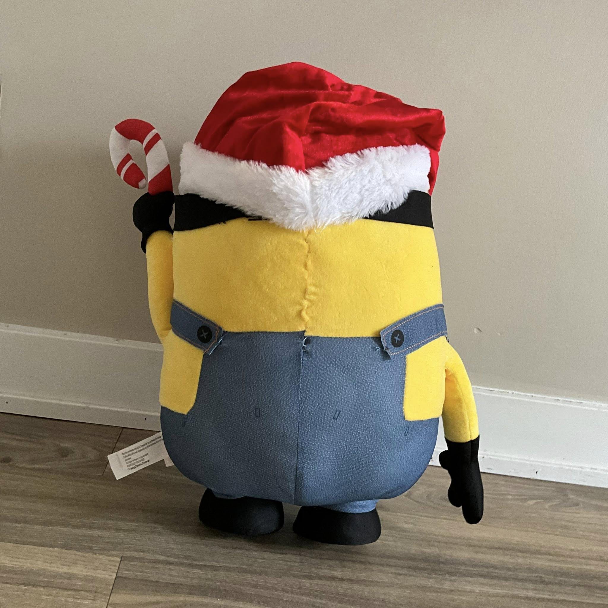 Minion Bob Plush, Despicable Me Christmas Greeter With Santa Hat