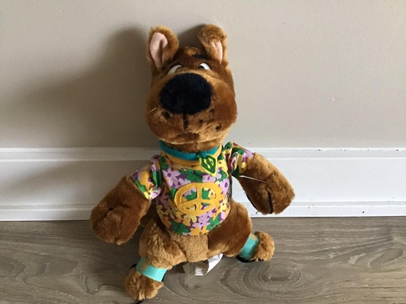 Cartoon Network 1998 Scooby Doo Plush Hawaiian Shirt and Peace