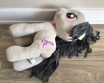 マイリトルポニー ぬいぐるみ オクタヴィア メロディ Amazon.co.jp: マイリトルポニー オクタビアメロディ & エクエス