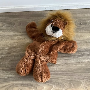 Vintage Hand Puppet Lion Plush GANZ Heritage Collection