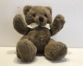 Gund the Bay Souvenir Bear 4399 Knitted Classic Stripe