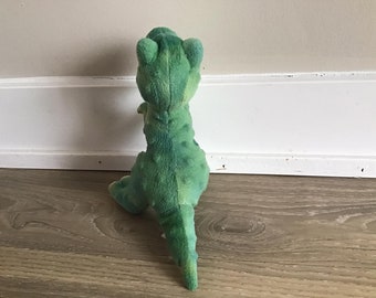 緑の恐竜のぬいぐるみ - Etsy 日本