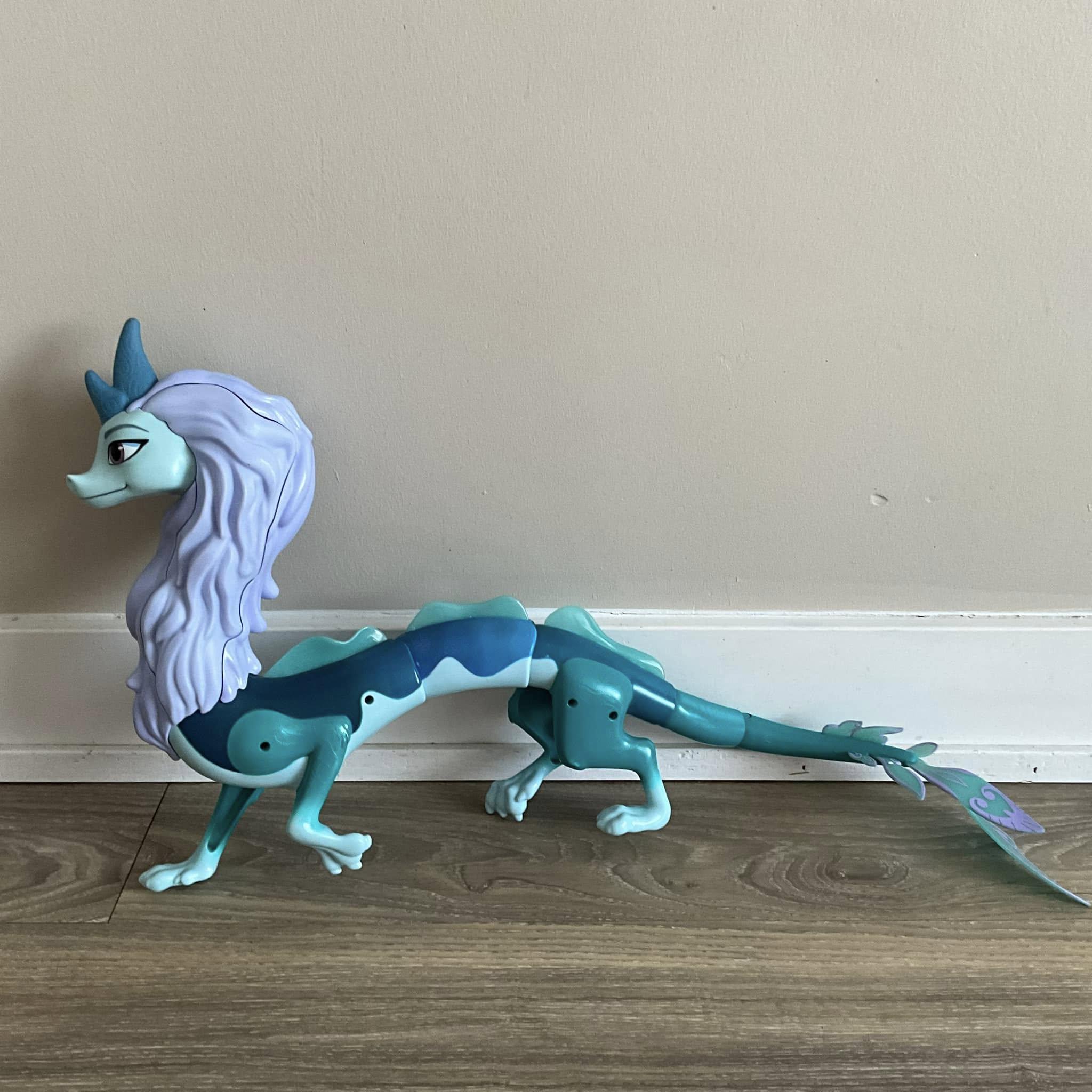 Raya and the Last Dragon 限定ピンバッジ Raya and the Last Dragon Pin - Etsy