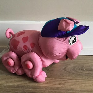 Vintage 1996 Hasbro 9” PINK PIG Motorized Soft Walking Toy