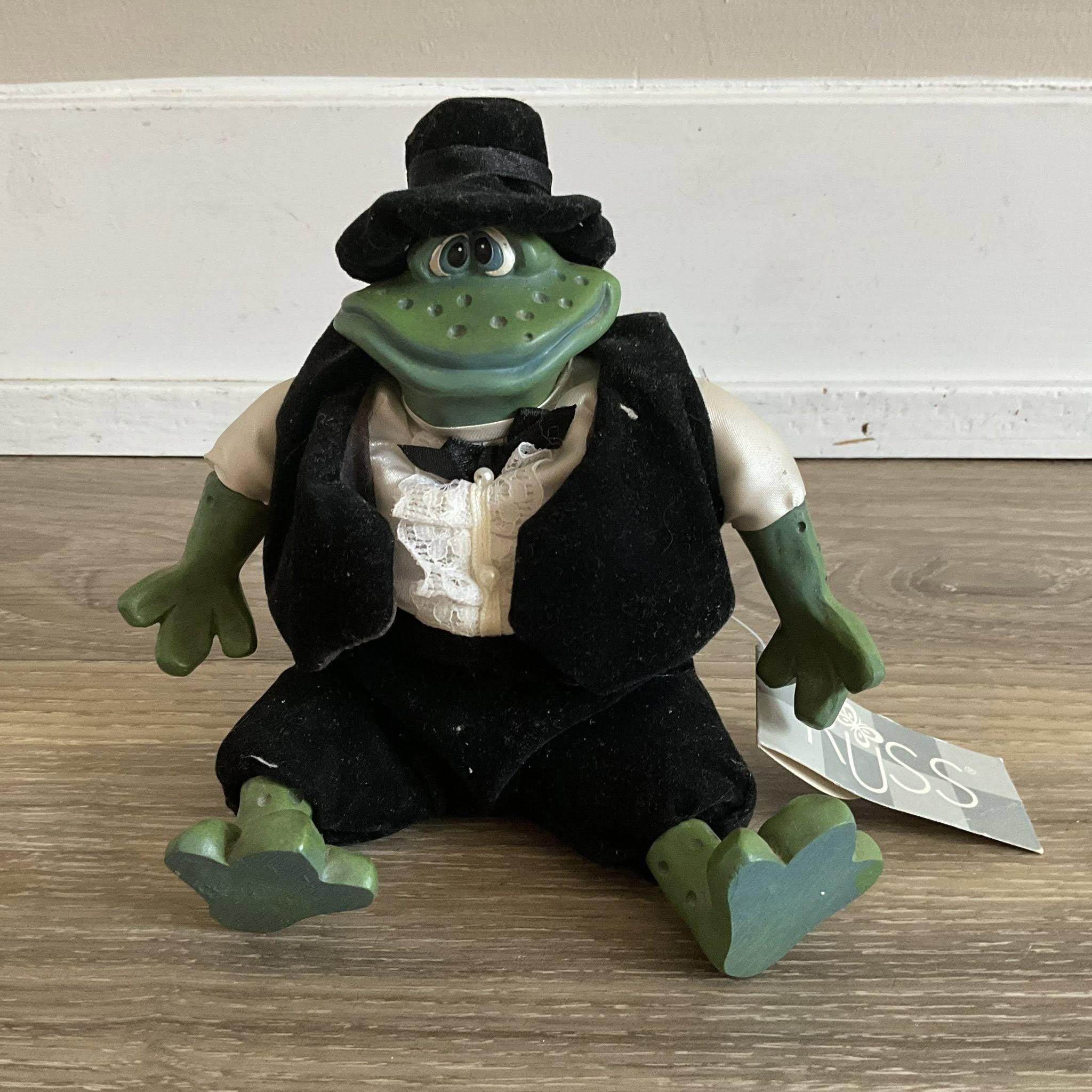 * vintage figure ୨୧ * ふさふさ ハリネズミちゃん Vintage Russ Berrie Ceramic Plush Frog Figurine: Mr. Pondhopper