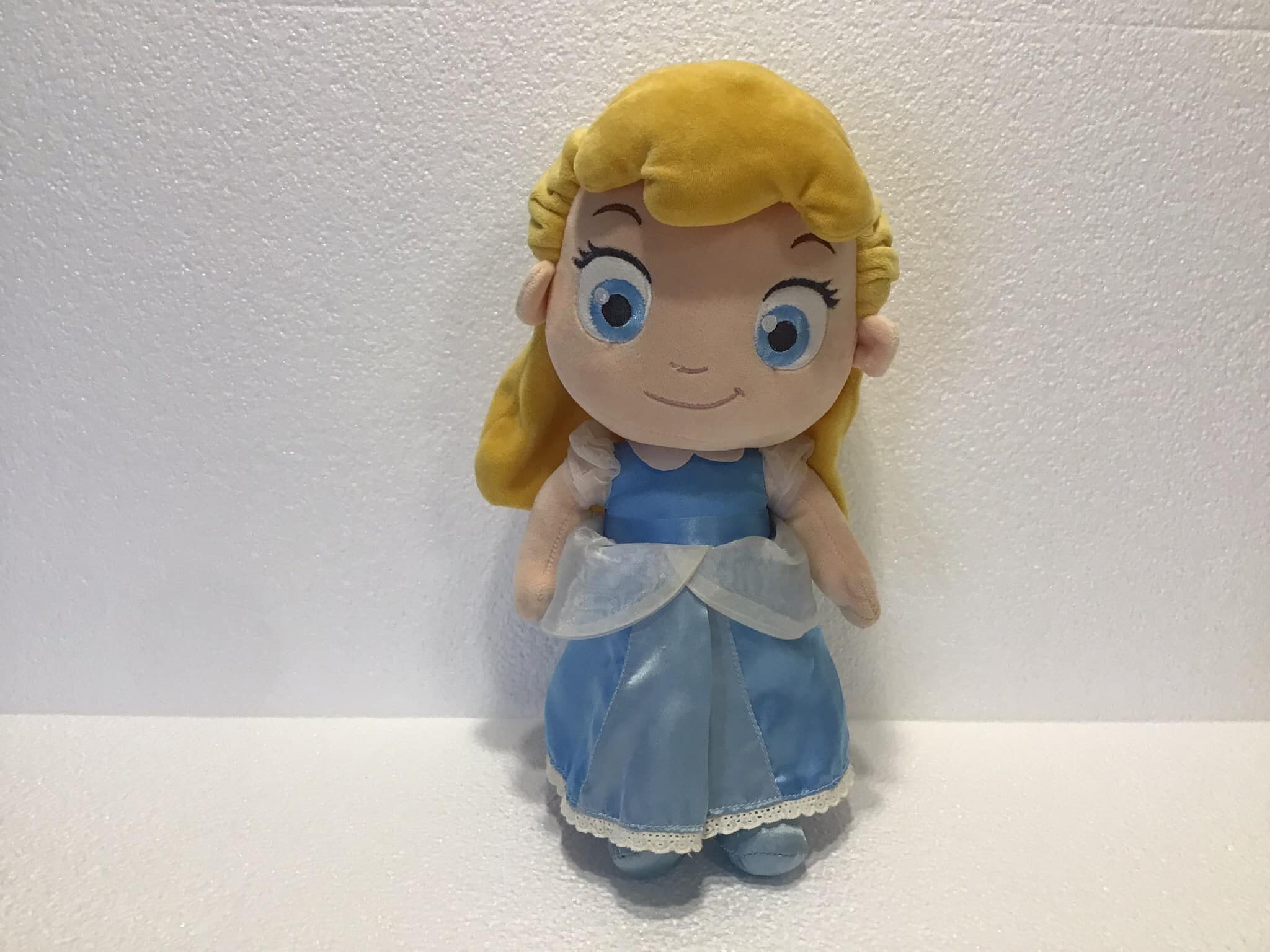 Disney Store Jumbo Plush Princess Cinderella Doll 32” NEW STUFFED DOLL LARGE