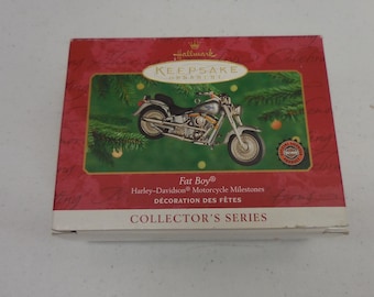 Hallmark Keepsake Harley-Davidson Fat Boy Motorcycle Ornament 2000 QXI6774