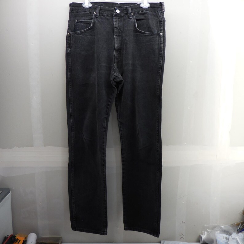Wrangler Authentic Jeans Mens 34x34 Faded Black Thrashed Distressed Straight Leg image 8
