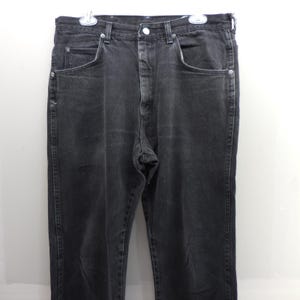 Wrangler Authentic Jeans Mens 34x34 Faded Black Thrashed Distressed Straight Leg image 10