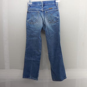Vintage Wrangler Youth Jeans 10 Regular Tillverkade i USA Blå Thrashed 22x23 595BSWR bild 2