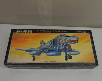 Fujimi 1/72 F-4N Phantom II Sundowners VF-111 Model Kit G3 McDonnell Douglas