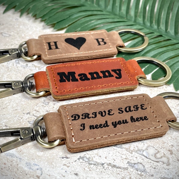 Personalized Leather Keychain, Gifts Under 10, BIRTHDAY GIFT, Gift for Her, Mens Gift, Unisex Gifts, Gift for Dad