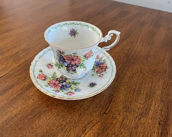 Queens Rosina Fine Bone China, "Anemone" Teacup and Saucer Special Flowers Collection