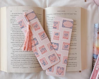 Marcapáginas con borla de Romance Tropes / Marcapáginas para lectores de romance / Marcapáginas bonito / Marcapáginas rosa / Sujetapáginas / Regalo para amantes de los libros