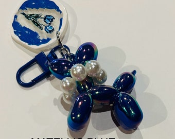 Balloon Dog with Flower Keychain