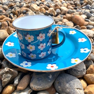 PRETTY CAMPING SET Enamel Plate and Mug - Ocean Teal Blue and Matching Tin Cup - Campervan - Picnic - Beach - Dining