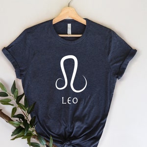 Leo Shirt, Leo Zodiac, Leo Gift, Leo Astrology, Zodiac Gifts, Zodiac Leo, Gift for Leo, Leo Birthday, Leo Women, Leo Girl, Leo Sign, Leo tee