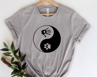 Yin and Yang dog paw shirt, Yin yang shirt, Yin  yang cat paw shirt, ying yang shirt, yin yang cat shirt, Meditation shirt, Meaningful tee