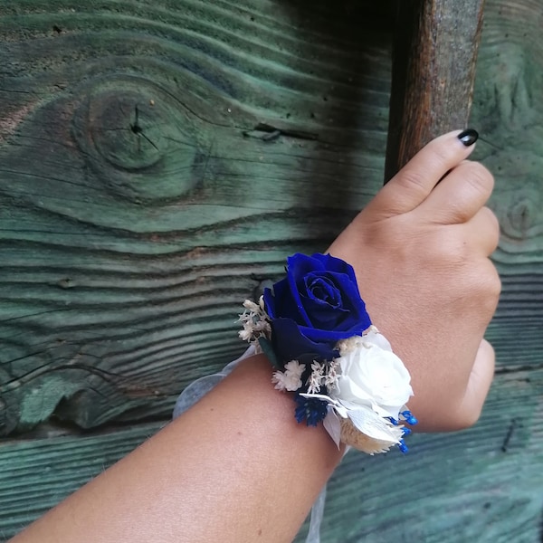 Bracelet, boutonnière OCEANE en fleurs séchées bleu et blanc