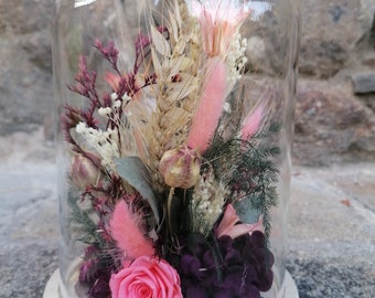 Klok gedroogde en gestabiliseerde bloemen
