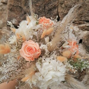 Bouquet de mariage pastel verte menthe et pêche perlé