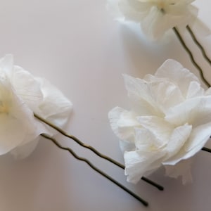 Pic à cheveux avec hortensia stabilisé fleurs séchées et stabilisées pour mariage image 2