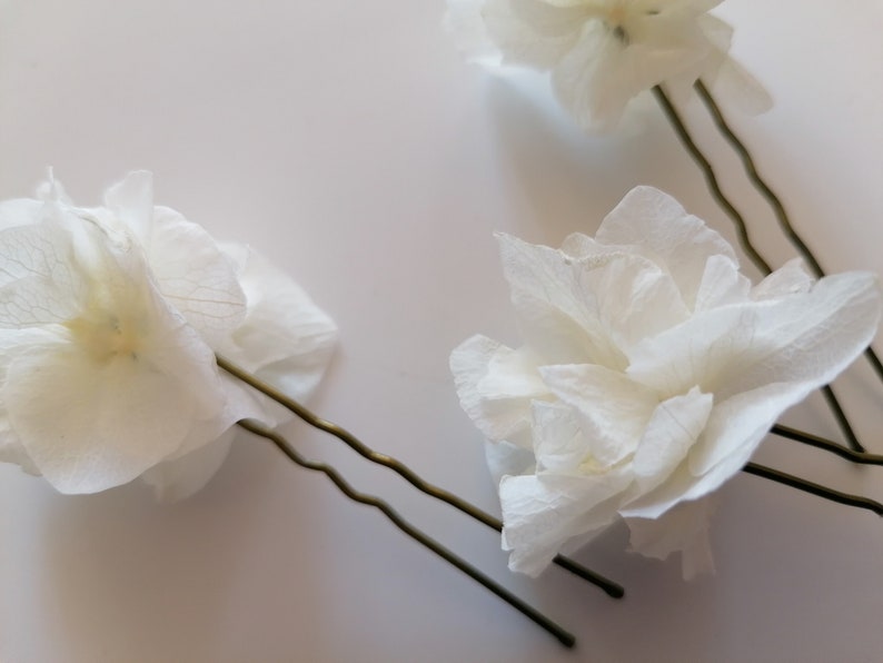 Pic à cheveux avec hortensia stabilisé fleurs séchées et stabilisées pour mariage image 2