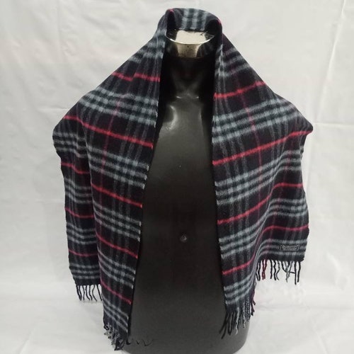 Sale...Burberrys sold Scarf (MF905)