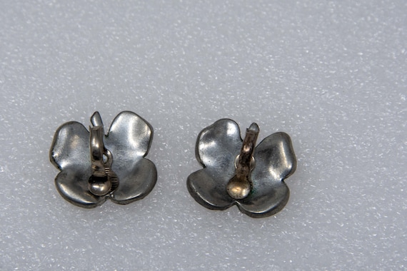 Vintage Clip On Earrings - Circa 1960 - Four Peda… - image 3