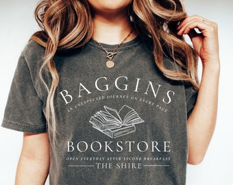 Comfort Colors | Baggins Bookstore Shirt