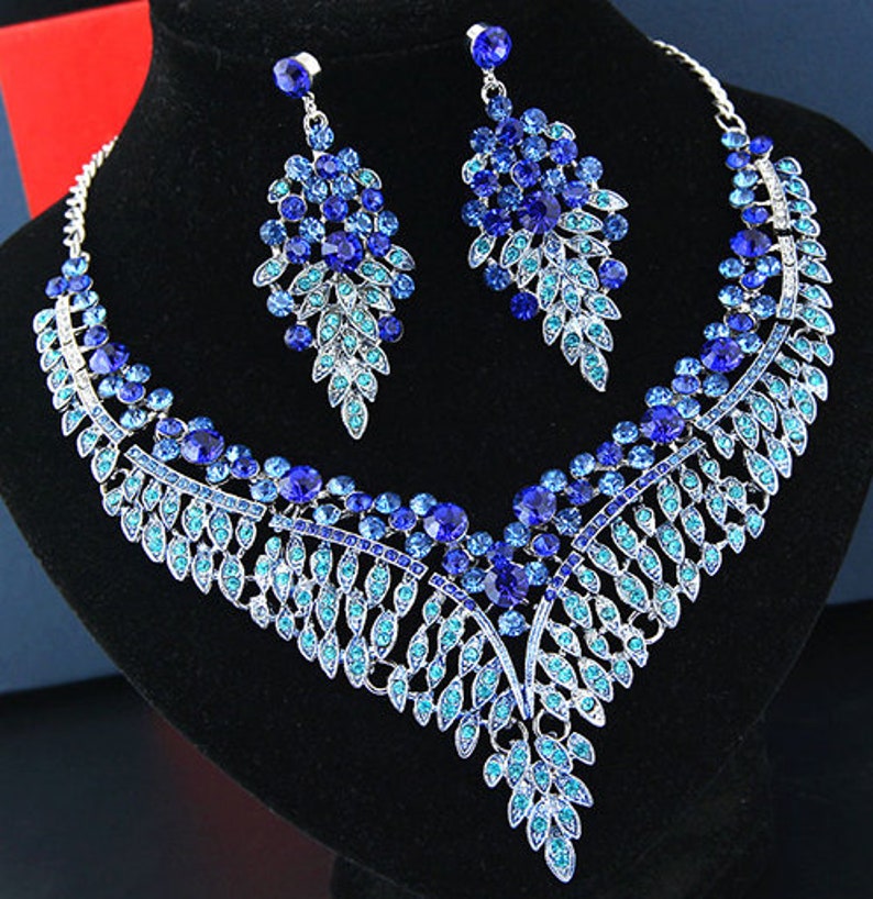 The Blue Sapphire and Diamond Necklace - Etsy