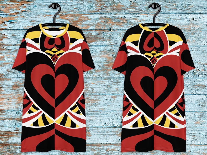 Queen of Hearts Tshirt Dress, Alice in Wonderland Oversized T-Shirt Dress for World Vacation Bound Dress Cruise Shirt for Adults image 5