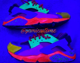neon huaraches