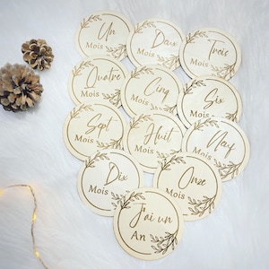 Carte étapes, disques étapes, étapes bébé, cartes mois, évolution bébé, mois, photo bébé, étape, bébé, nouveau né, disque bois, prénom bébé