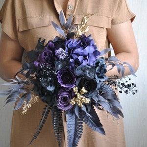 Purple black bouquet, Gothic wedding bouquet,  Halloween wedding,  Black bridal bouquet