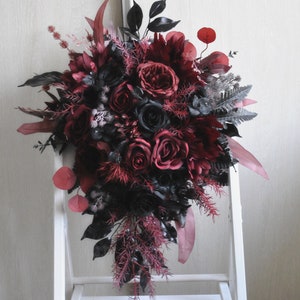 Burgundy black cascading bouquet, Gothic wedding bouquet,  Halloween wedding bouquet