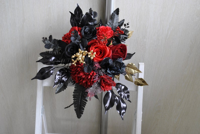Black red gold cascading bouquet, Gothic wedding bouquet, Halloween wedding bouquet Bridesmaid 9''