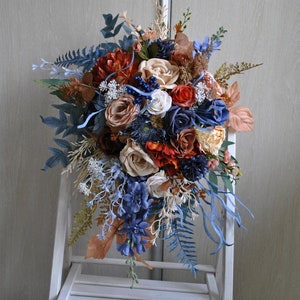 Rust navy blue bouquet, Fall bridal bouquet, Boho wedding, Cascading bouquet