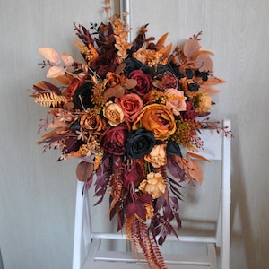 Black orange burgundy bouquet, Cascading bouquet, Halloween wedding bouquet, Fall wedding bouquet
